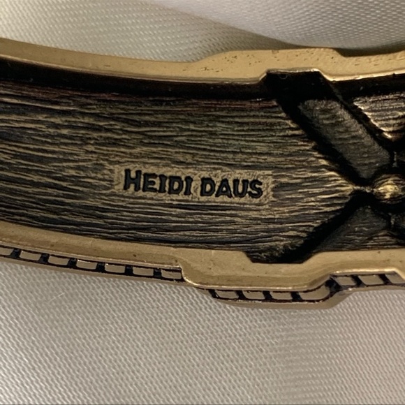 Heidi Daus Dashing Nurturing Pink Swarovski Crystal Bracelet - Picture 6 of 9